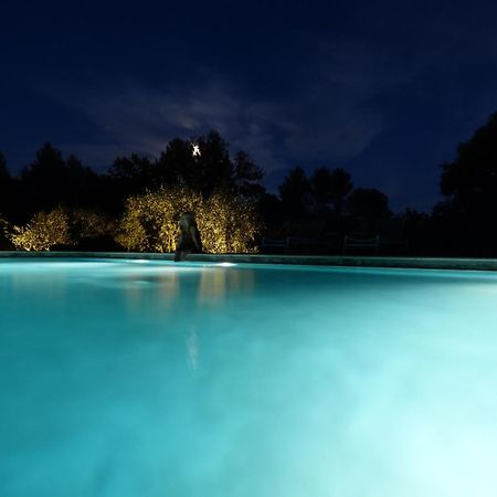 Bed and Breakfast La Bergerie Des Colles Entrecasteaux Экстерьер фото