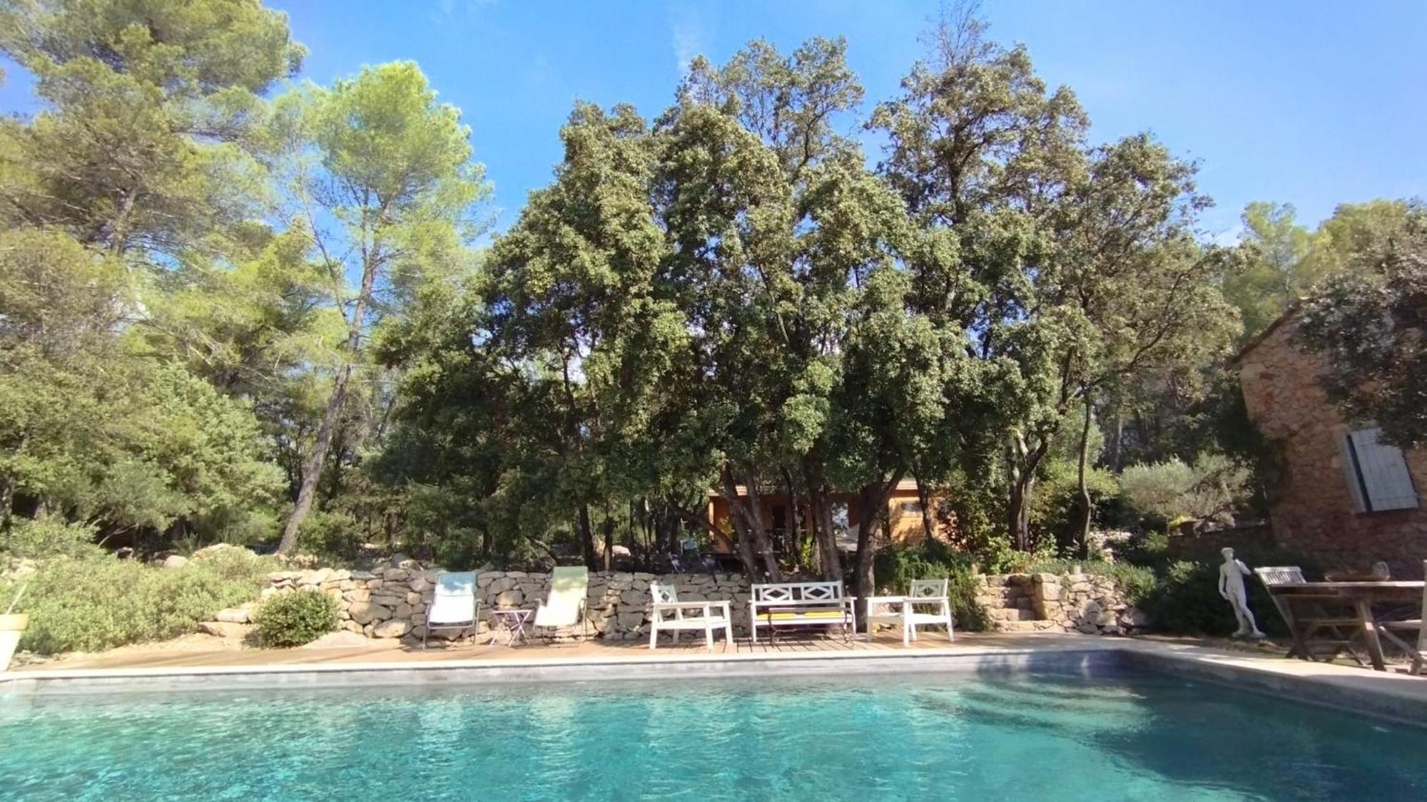 Bed and Breakfast La Bergerie Des Colles Entrecasteaux Экстерьер фото